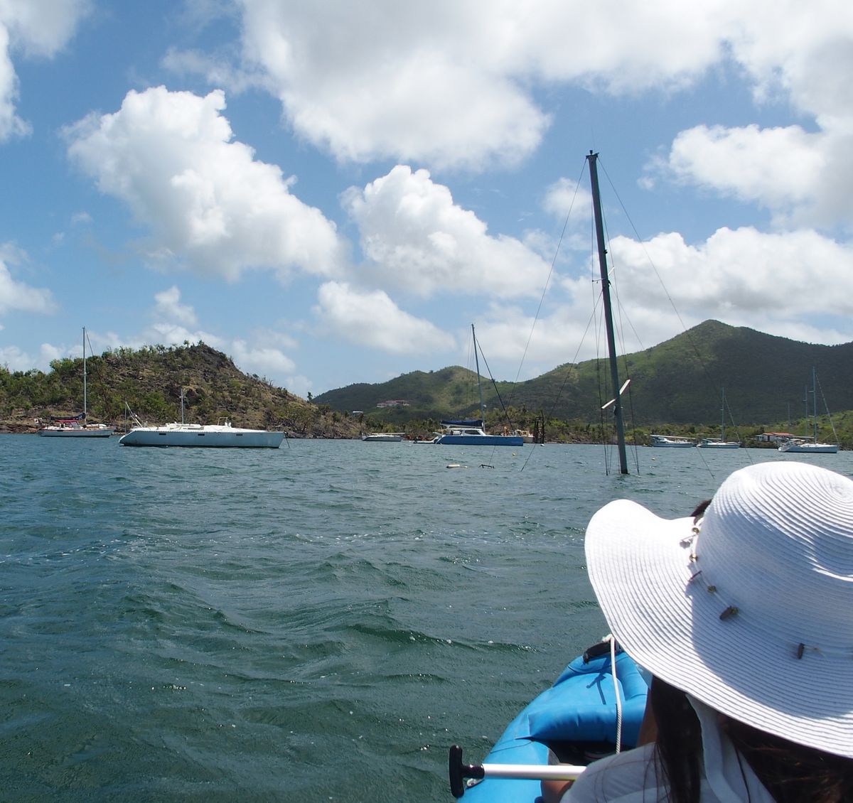 elsullyedt hajo Irma hurrikan St. Martin laguna
